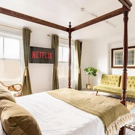 Victorian Style Apartment W/ Four-Poster Bed In Camden Town Londres Extérieur photo